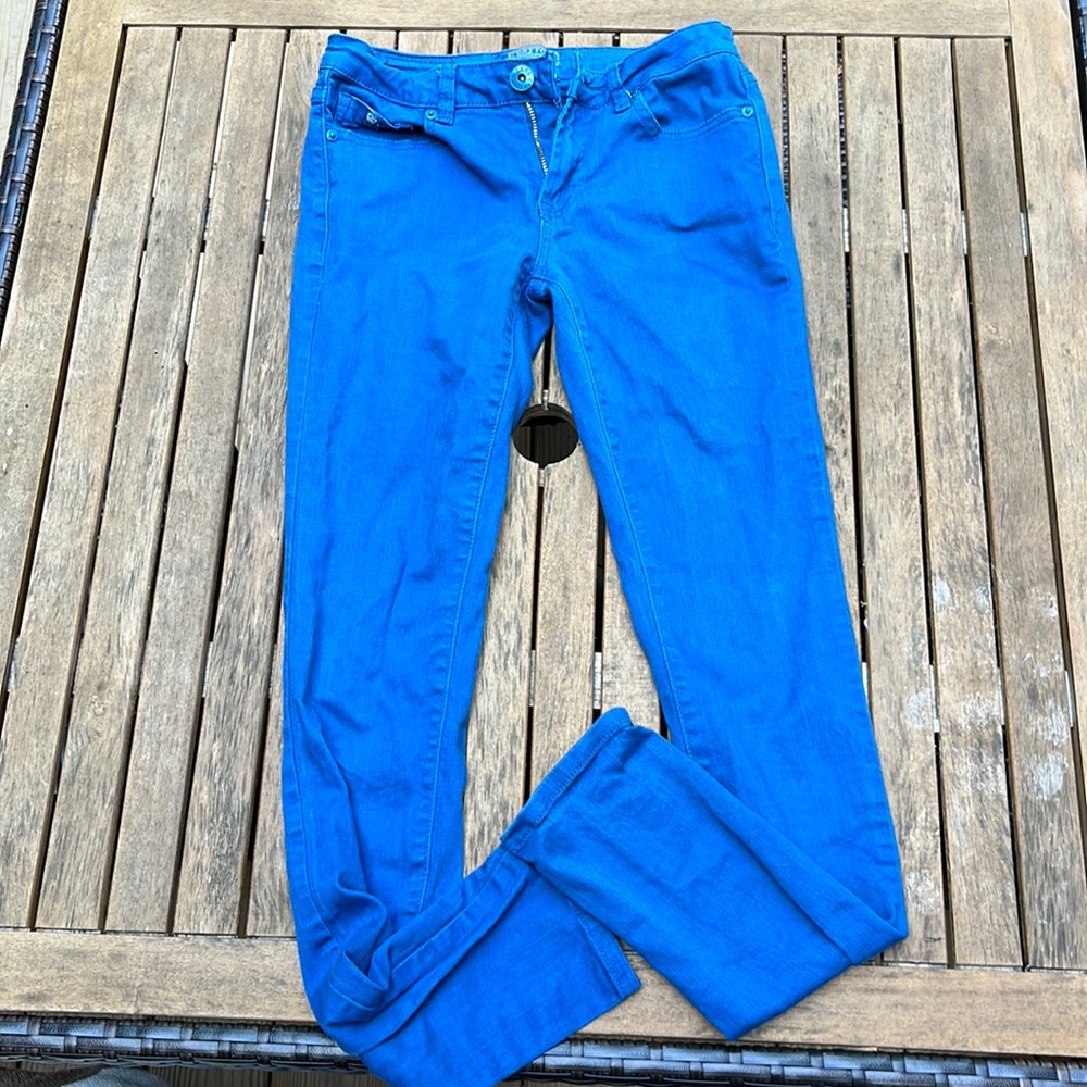 C’Esttoi blue jeans